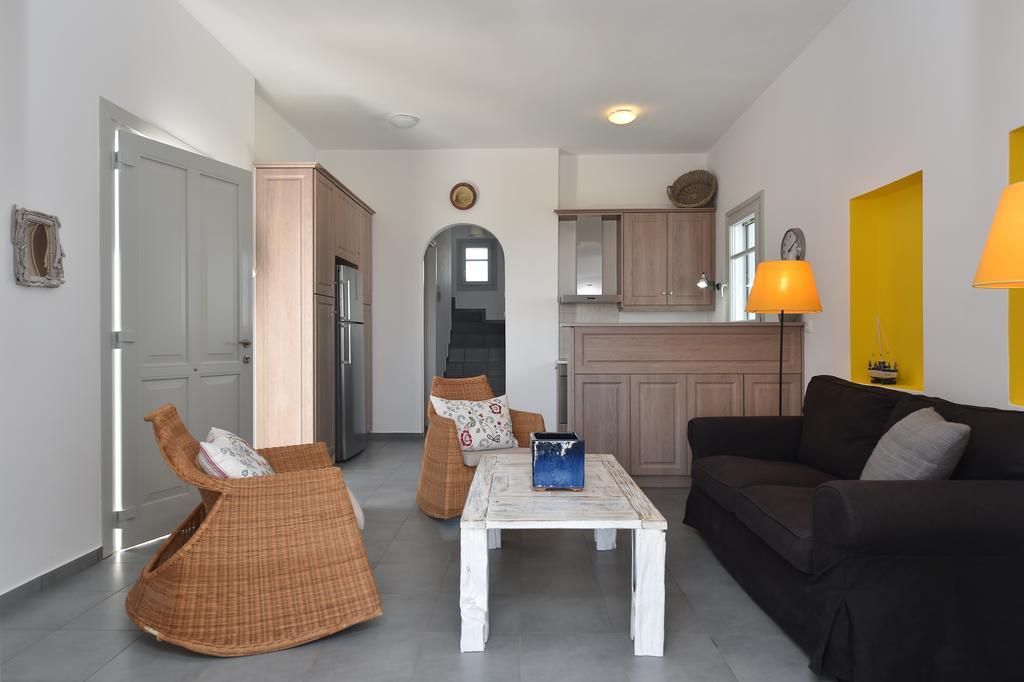 Aspro Villa Piso Livadi