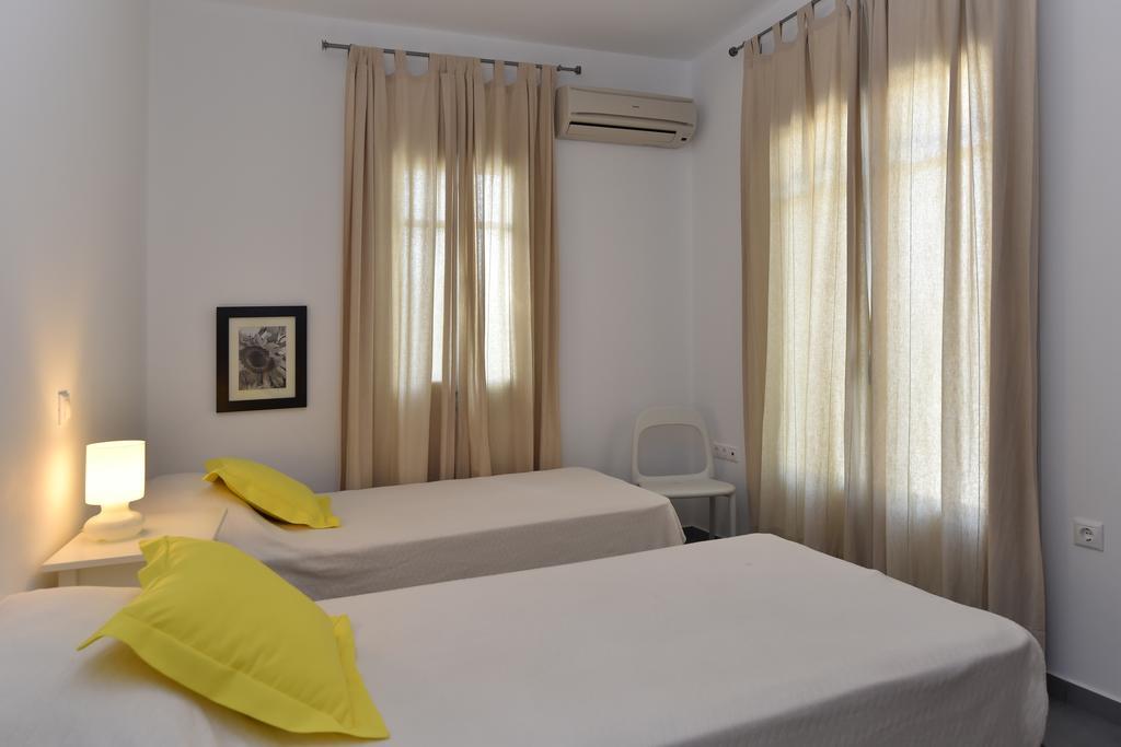 Aspro Villas Piso Livadi